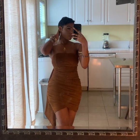 SHEIN Strapless Tan Dress - Picture 3 of 4